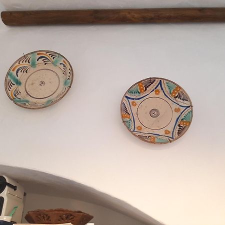Traditional House In Historical Center Of FAO Exterior foto